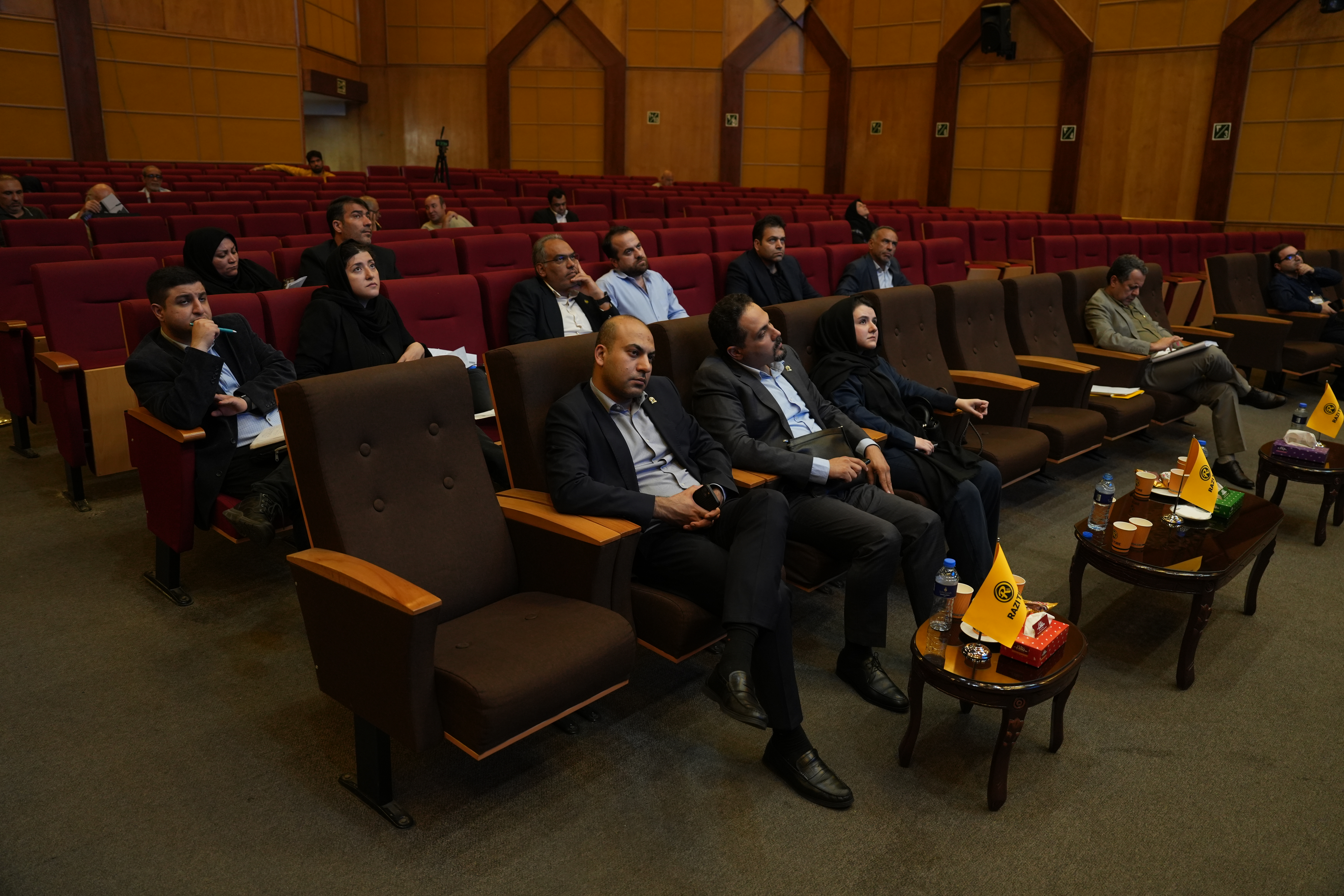 گزارش تصویری از مجمع عمومی عادی به‌طور فوق‌العاده شرکت مجتمع صنعتی آرتاویل تایر